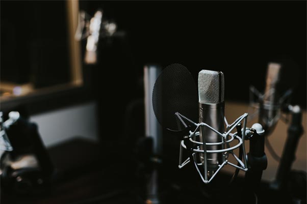 Top Digital Marketing Podcasts You May Want to Follow - supporting image